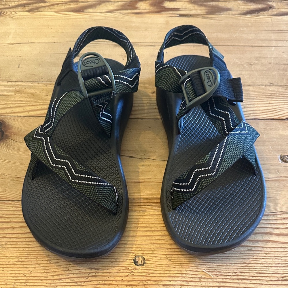 Chaco Men’s Black Sandals with Zigzag Straps